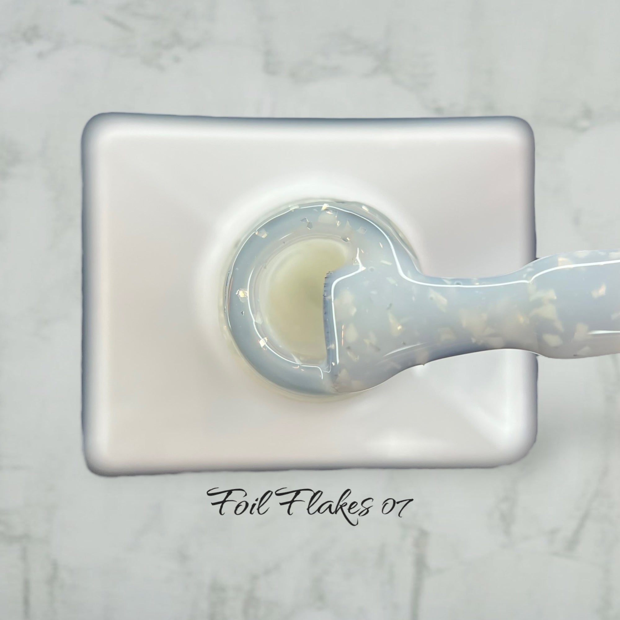 FOIL FLAKES Rubber Base 07, 15ml