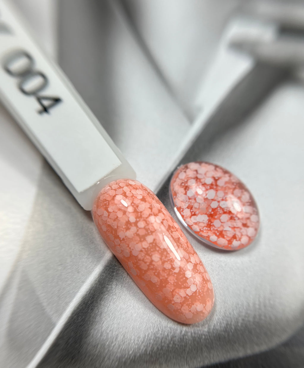 FROSTY 04 Gel Polish, 15ml