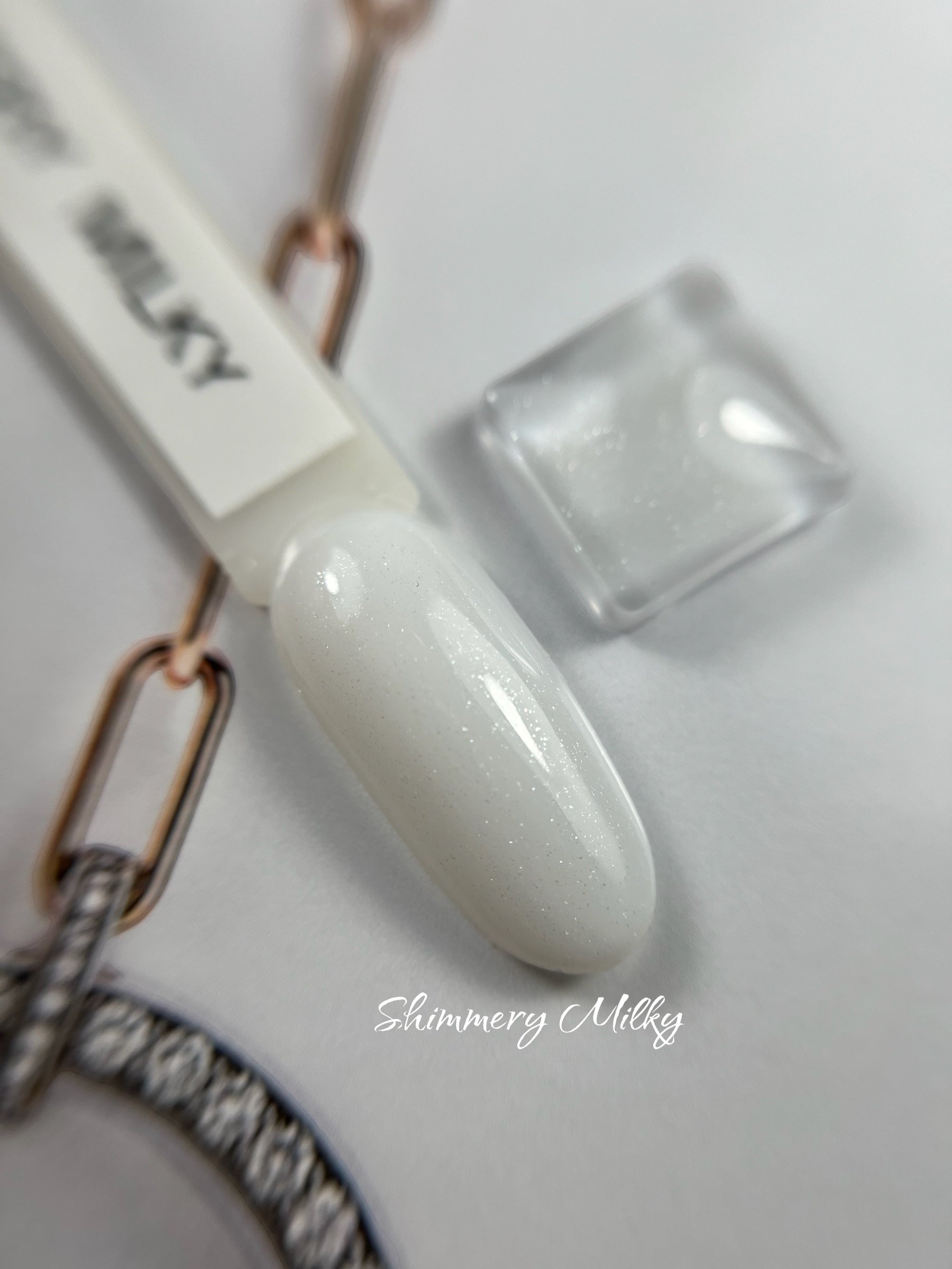 SHIMMERY MILKY Builder Gel, 30ml